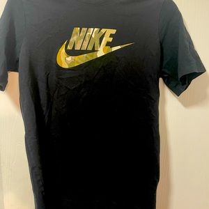Nike YL great condition